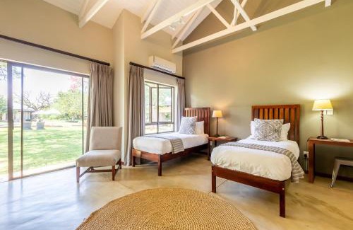 Malelane Bed & Breakfast | Hamiltons Lodge & Restaurant