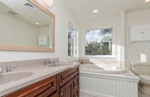 Hampton Bays House | Hampton Bays Hideaway!