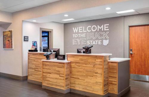 Akron Hotel | Hampton Inn Akron-South