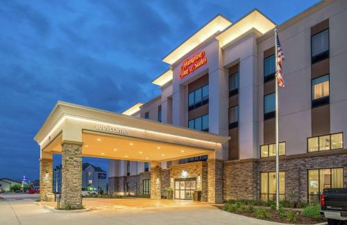 Ames Hotel | Hampton Inn and Suites Ames, IA