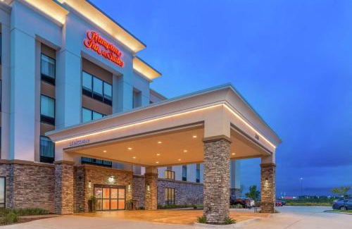 Ames Hotel | Hampton Inn and Suites Ames, IA