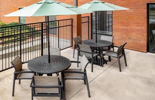 Historic Downtown La Crosse Hotel | Hampton Inn and Suites La Crosse Downtown