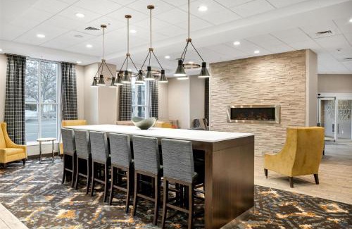 Logan Hotel | Hampton Inn And Suites Logan, Ut