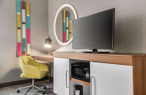 Brooklyn Park Hotel | Hampton Inn Brooklyn Park