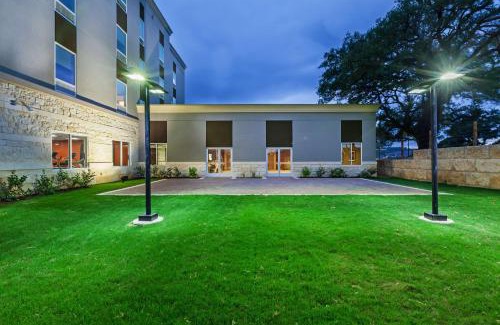 Spring Branch Hotel | Hampton Inn By Hilton Bulverde Texas Hill Country