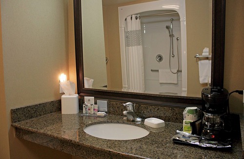 North Bay Hotel | Hampton Inn by Hilton North Bay