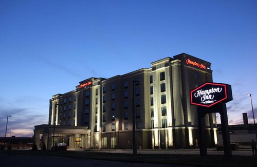 Winnipeg Hotel | Hampton Inn by Hilton Winnipeg