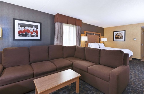 Clinton Hotel | Hampton Inn Clinton