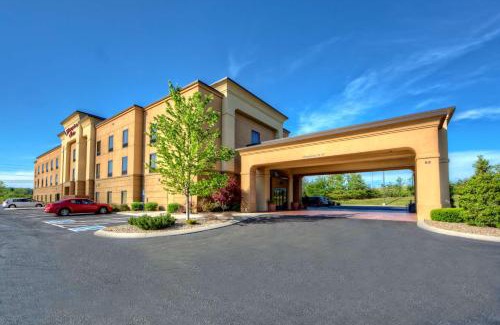 Crossville Hotel | Hampton Inn Crossville