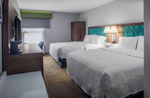 Northville Hotel | Hampton Inn Detroit/Northville