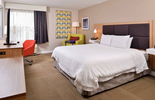 McLeansville Hotel | Hampton Inn Greensboro-East