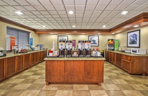 Belleville Hotel | Hampton Inn Hotel Detroit/Belleville-Airport Area
