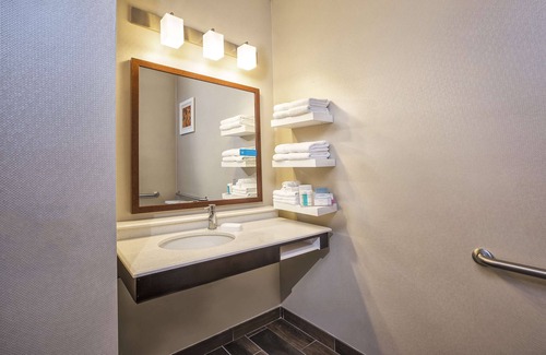 Belleville Hotel | Hampton Inn Hotel Detroit/Belleville-Airport Area
