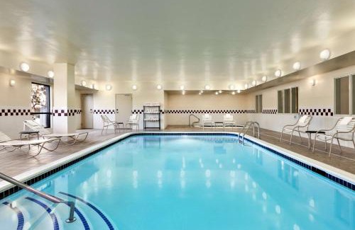Deco Hotel | Hampton Inn Houston Willowbrook Mall