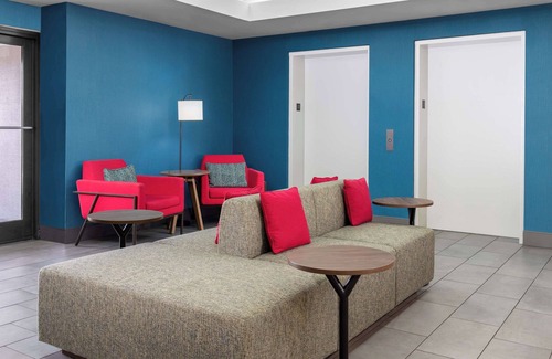 Martinsburg Hotel | Hampton Inn Martinsburg