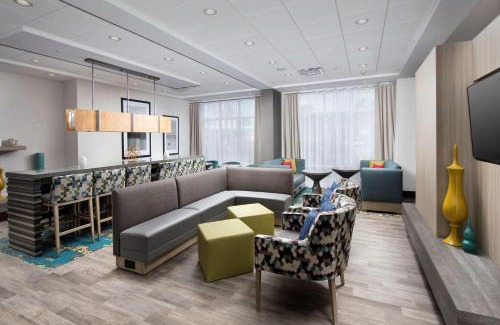 Seybold Hotel | Hampton Inn Miami Airport East