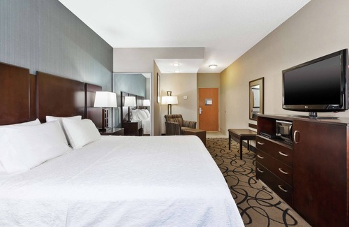 Frenchtown Township Hotel | Hampton Inn Monroe