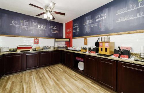 Deep Creek Hotel | Hampton Inn Port Charlotte