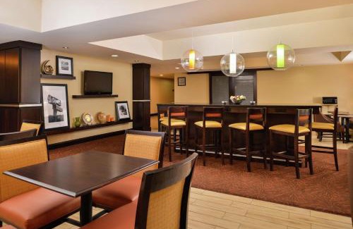Garner Hotel | Hampton Inn Raleigh Clayton I-40 Garner