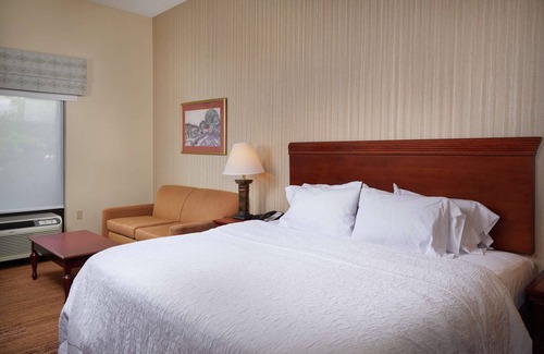 New Freedom Hotel | Hampton Inn Shrewsbury