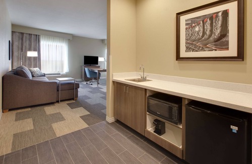 Ira Hotel | Hampton Inn Snyder TX