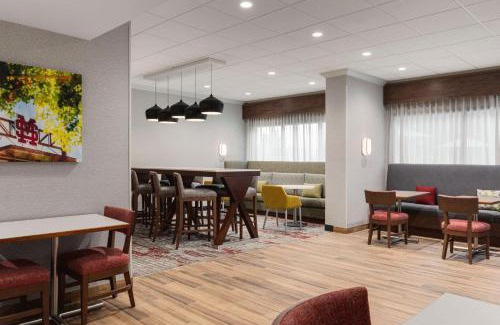 Starkville Hotel | Hampton Inn Starkville