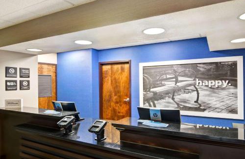 State College Hotel | Hampton Inn State College
