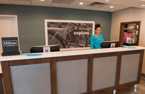 Bay City Hotel | Hampton Inn & Suites Bay City