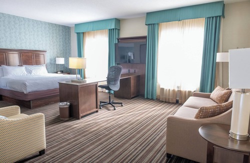 Terra Nova Hotel | Hampton Inn & Suites by Hilton St. John's Airport