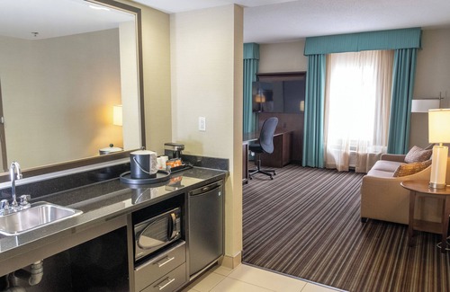 Terra Nova Hotel | Hampton Inn & Suites by Hilton St. John's Airport