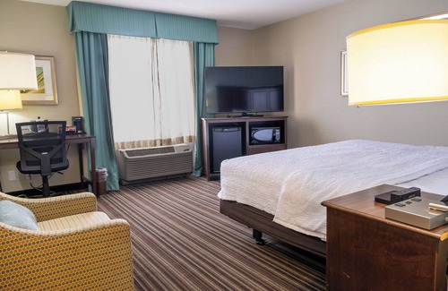 Terra Nova Hotel | Hampton Inn & Suites by Hilton St. John's Airport