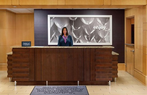 Metro Vancouver Regional District Hotel | Hampton Inn & Suites by Hilton Langley-Surrey