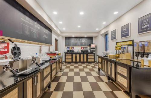 Crawfordsville Hotel | Hampton Inn & Suites Crawfordsville