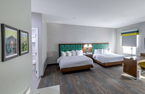 Cleburne Hotel | Hampton Inn & Suites Cleburne