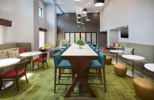 D'Iberville Hotel | Hampton Inn & Suites D'Iberville Biloxi