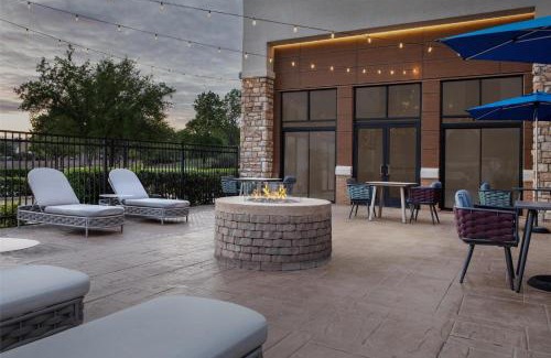 Hurst Hotel | Hampton Inn & Suites Dallas-DFW Airport Hurst