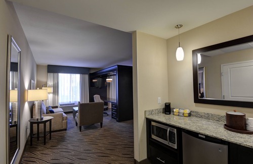 Gateway Hotel | Hampton Inn & Suites- Denver/Airport-Gateway Park