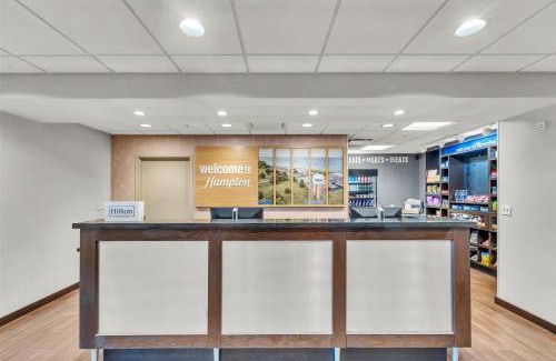 Bristol Hotel | Hampton Inn & Suites Kenosha Pleasant Prairie