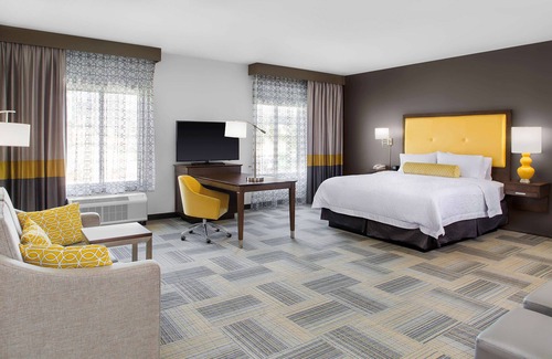 Hollywood Hotel | Hampton Inn & Suites Los Angeles/Hollywood