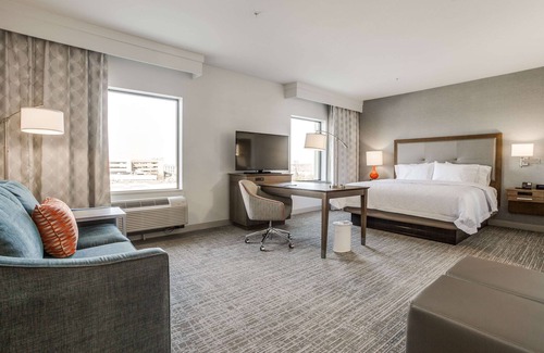 Vickery Meadow Hotel | Hampton Inn & Suites North Dallas Central Expy