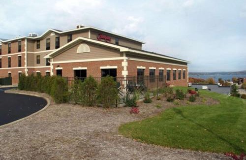 Petoskey Hotel | Hampton Inn & Suites Petoskey