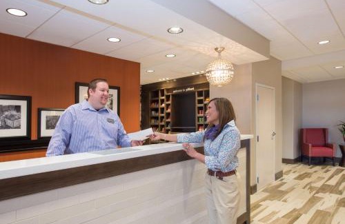 Gilbert Hotel | Hampton Inn & Suites Phoenix - East Mesa in Gilbert