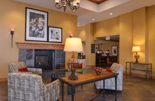 Pueblo Hotel | Hampton Inn & Suites Pueblo-Southgate