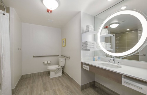 Umstead Hotel | Hampton Inn & Suites Raleigh-Durham Airport-Brier Creek