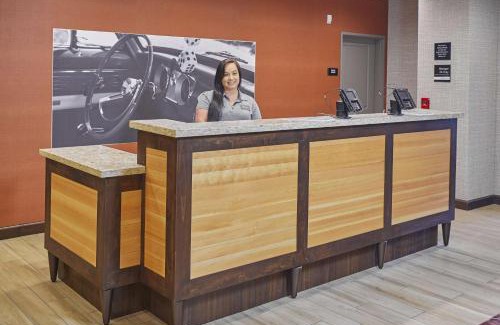 Roseburg Hotel | Hampton Inn & Suites Roseburg