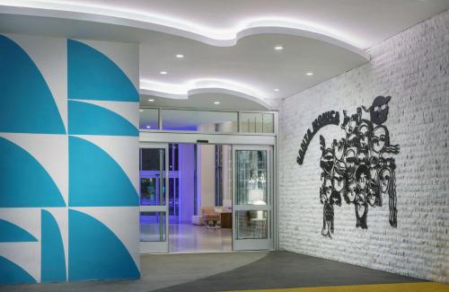 Downtown Hotel | Hampton Inn & Suites Santa Monica
