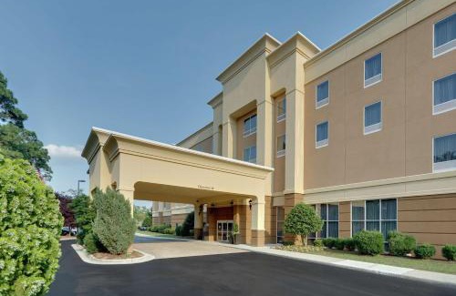 Southern Pines Hotel | Hampton Inn & Suites Southern Pines-Pinehurst