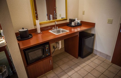 Springfield Hotel | Hampton Inn & Suites Springfield-Southwest