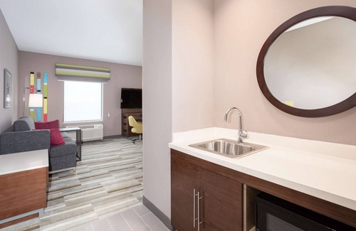 Watsonville Hotel | Hampton Inn & Suites Watsonville