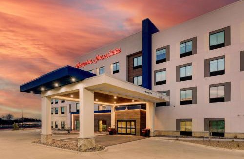 Weatherford Hotel | Hampton Inn & Suites Weatherford, Tx